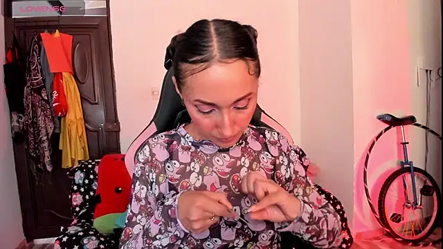 Snapshot of adrena_10 chatting on 21, 2, 2026 adrena 10 online show from 21, 2, 2026