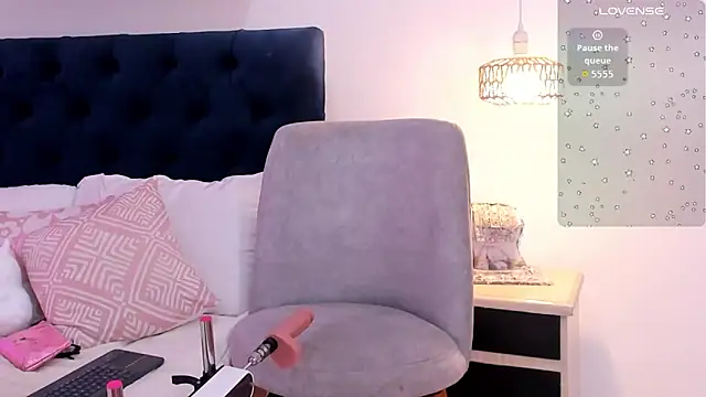 Snapshot of Dulce_andrea__ chatting on 18, 6, 2026 Dulce andrea online show from 18, 6, 2026
