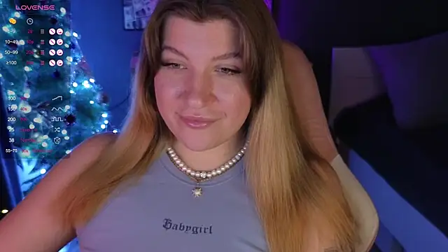 Snapshot of Fairy__Sofia chatting on 23, 12, 2024 Fairy Sofia online show from 23, 12, 2024