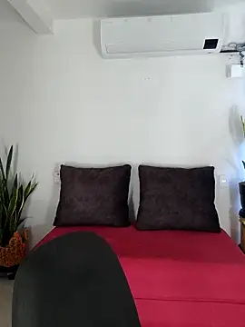 Snapshot of YOURSDEBORA chatting on 29, 11, 2025 YOURSDEBORA online show from 29, 11, 2025