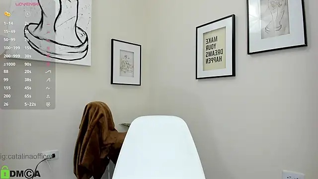 Snapshot of catalinaofficer chatting on 19, 10, 2025 catalinaofficer online show from 19, 10, 2025