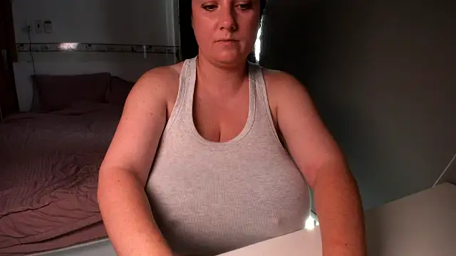 alisiaparril online show from 15, 9, 2025