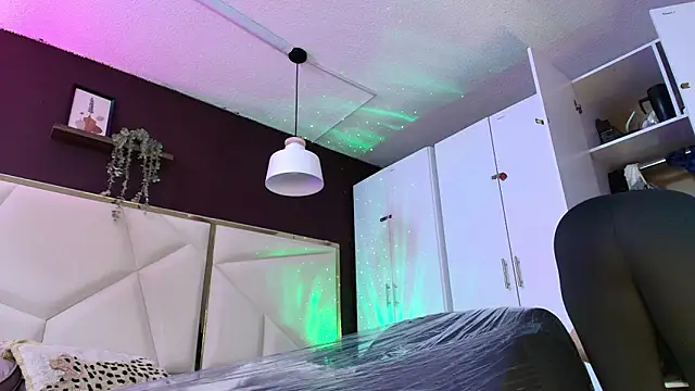 Inndrahot online show from 2, 11, 2025