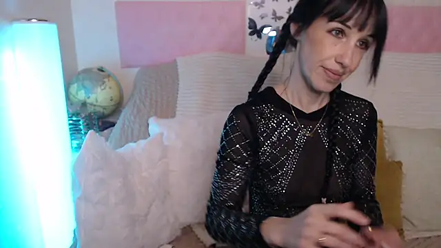 -carla- online show from 3, 11, 2025