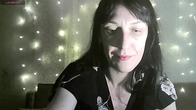 MarieODahliaS online show from 18, 11, 2025