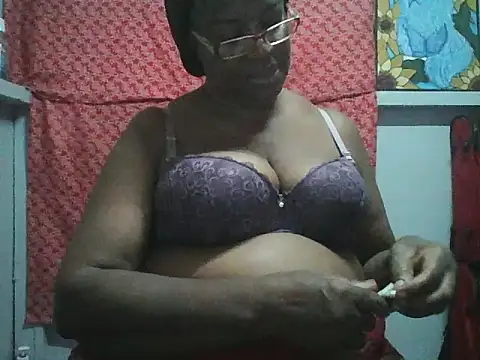 Snapshot of pink69pussy chatting on 16, 12, 2025 pink69pussy online show from 16, 12, 2025