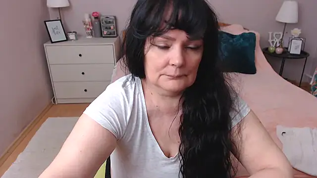 Snapshot of LeveMe2Nightt chatting on 30, 5, 2026 LeveMe2Nightt online show from 30, 5, 2026