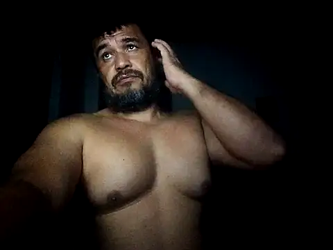 Snapshot of tarra122 chatting on 8, 5, 2026 tarra122 online show from 8, 5, 2026