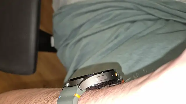 Snapshot of -luckybong- chatting on 21, 2, 2025 -luckybong- online show from 21, 2, 2025