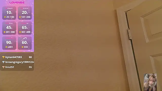 Blondiewithanass online show from 19, 10, 2025