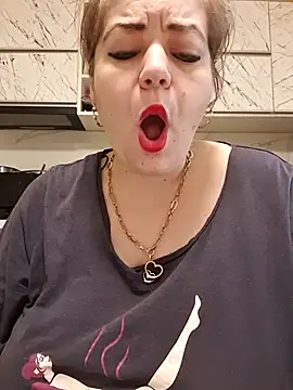 Snapshot of cindybbwsquirt chatting on 22, 2, 2025 cindybbwsquirt online show from 22, 2, 2025