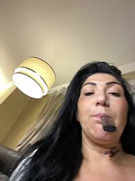 Snapshot of LittleMissEeve chatting on 11, 7, 2026 LittleMissEeve online show from 11, 7, 2026