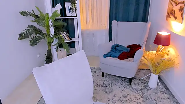 Laly Peach online show from 7, 3, 2026