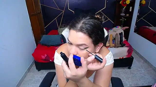 Snapshot of ShantalBlonde chatting on 25, 9, 2025 ShantalBlonde online show from 25, 9, 2025