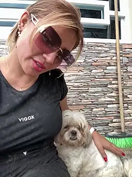 Snapshot of DIANITA_1988 chatting on 1, 1, 2025 DIANITA 1988 online show from 1, 1, 2025