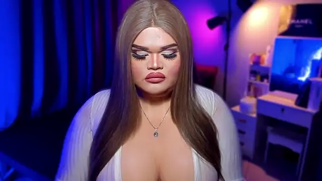 KarolinaThompson online show from 8, 12, 2024