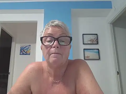 Snapshot of GrannyChrissy68 chatting on 26, 9, 2025 GrannyChrissy68 online show from 26, 9, 2025