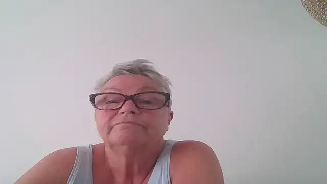 Snapshot of GrannyChrissy68 chatting on 6, 10, 2025 GrannyChrissy68 online show from 6, 10, 2025