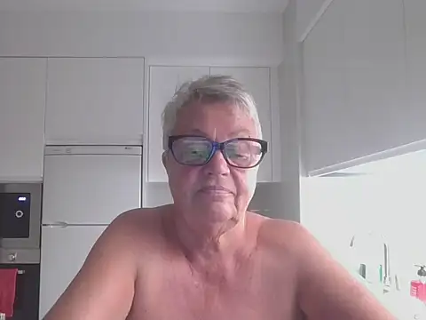 Snapshot of GrannyChrissy68 chatting on 12, 10, 2025 GrannyChrissy68 online show from 12, 10, 2025