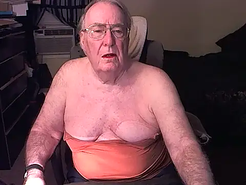 Snapshot of Toastir chatting on 2, 12, 2024 Toastir online show from 2, 12, 2024