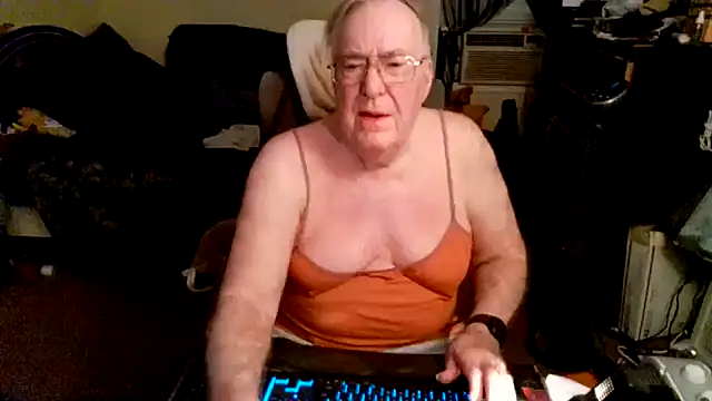 Snapshot of Toastir chatting on 1, 10, 2025 Toastir online show from 1, 10, 2025