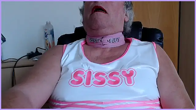 Snapshot of Sissygera chatting on 23, 9, 2025 Sissygera online show from 23, 9, 2025