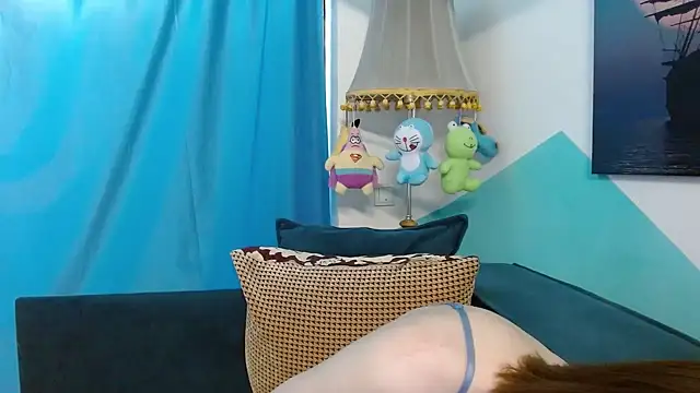 Snapshot of cornflower_mm chatting on 3, 12, 2025 cornflower mm online show from 3, 12, 2025