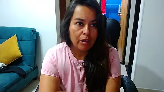 Ixchel Anaid online show from 30, 1, 2025