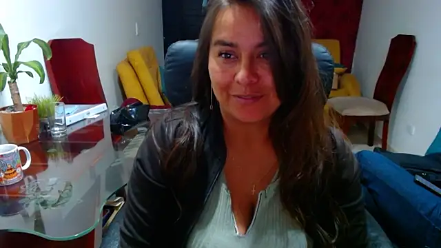 Ixchel Anaid online show from 20, 2, 2025