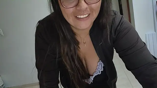 Snapshot of Ixchel_Anaid chatting on 5, 11, 2025 Ixchel Anaid online show from 5, 11, 2025