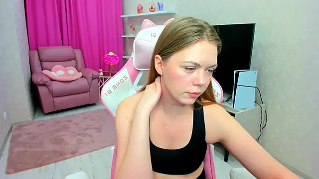 Strawberrye online show from 16, 1, 2026