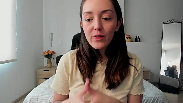 molly marmalade  online show from 4, 3, 2025