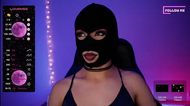 Snapshot of Bigfemblue chatting on 8, 1, 2025 Bigfemblue online show from 8, 1, 2025