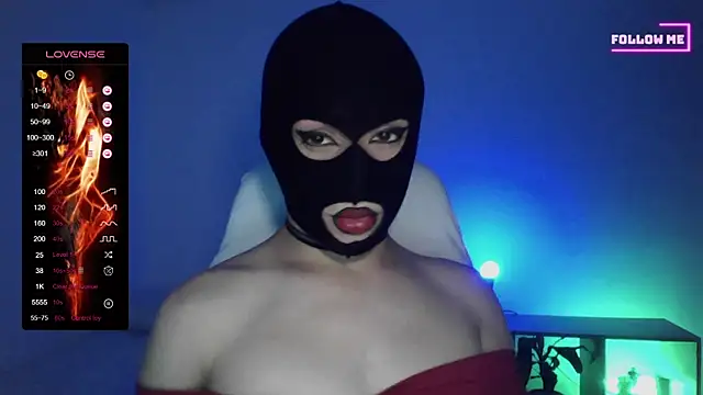 Snapshot of Bigfemblue chatting on 2, 11, 2025 Bigfemblue online show from 2, 11, 2025