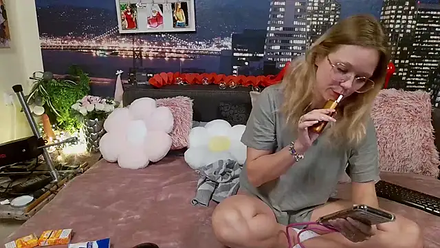 little-leni online show from 19, 2, 2025