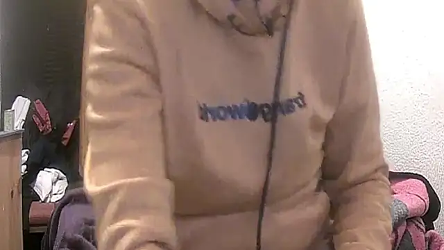 pareja erotik online show from 10, 2, 2025