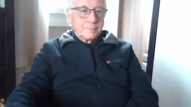 Snapshot of johnjohn622662 chatting on 9, 2, 2026 johnjohn622662 online show from 9, 2, 2026