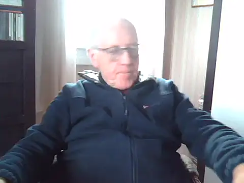 Snapshot of johnjohn622662 chatting on 3, 4, 2026 johnjohn622662 online show from 3, 4, 2026