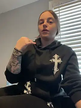 jaseyrae online show from 10, 1, 2025