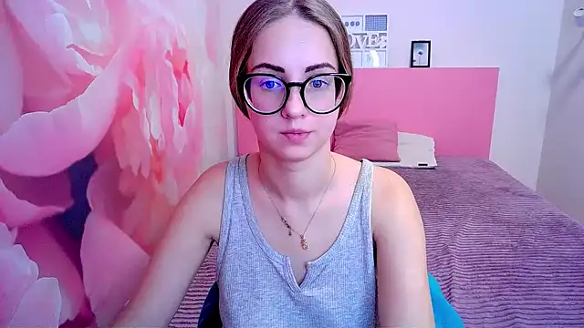 AliceAdams online show from 13, 12, 2024