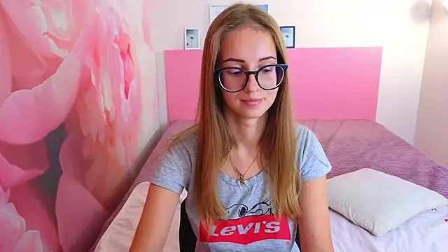 AliceAdams online show from 29, 9, 2025