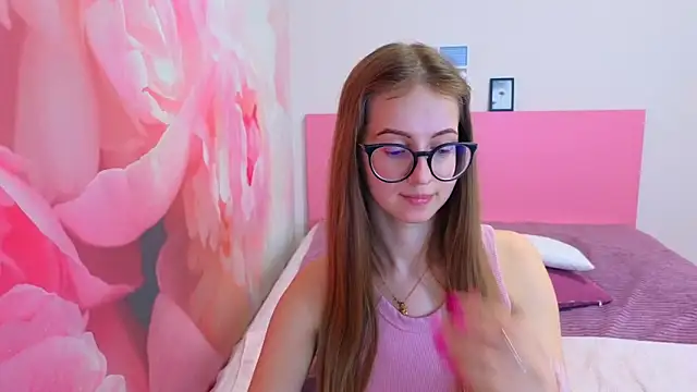 Snapshot of AliceAdams chatting on 13, 3, 2026 AliceAdams online show from 13, 3, 2026