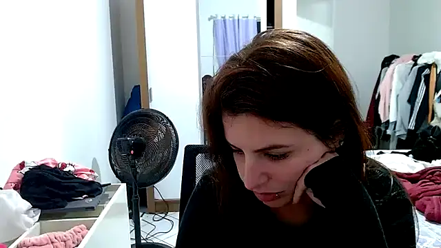 Snapshot of chelbyy chatting on 25, 9, 2025 chelbyy online show from 25, 9, 2025