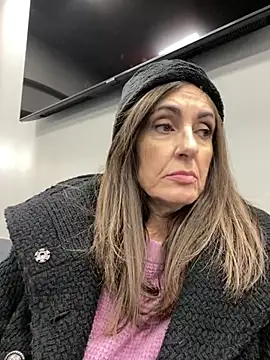 Snapshot of PreciousKittyXO chatting on 18, 12, 2024 PreciousKittyXO online show from 18, 12, 2024