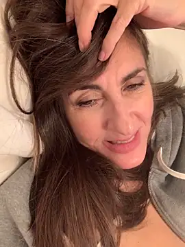 Snapshot of PreciousKittyXO chatting on 7, 1, 2025 PreciousKittyXO online show from 7, 1, 2025