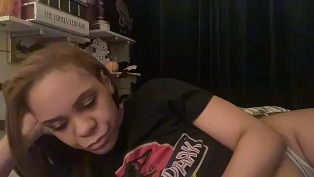 Snapshot of Sanaawest chatting on 30, 10, 2025 Sanaawest online show from 30, 10, 2025