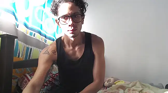 alisterxxx online show from 22, 1, 2025