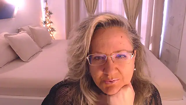 Raisshy online show from 1, 11, 2025