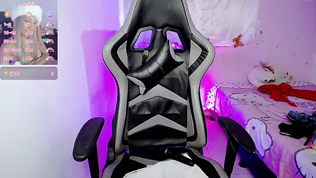 ninatiny online show from 17, 3, 2025