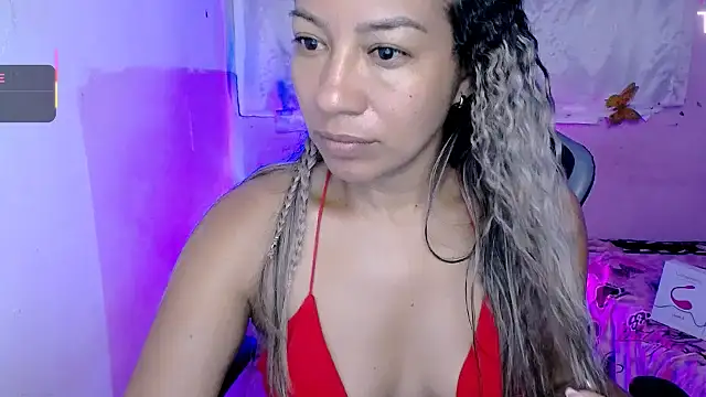 ninatiny online show from 14, 10, 2025